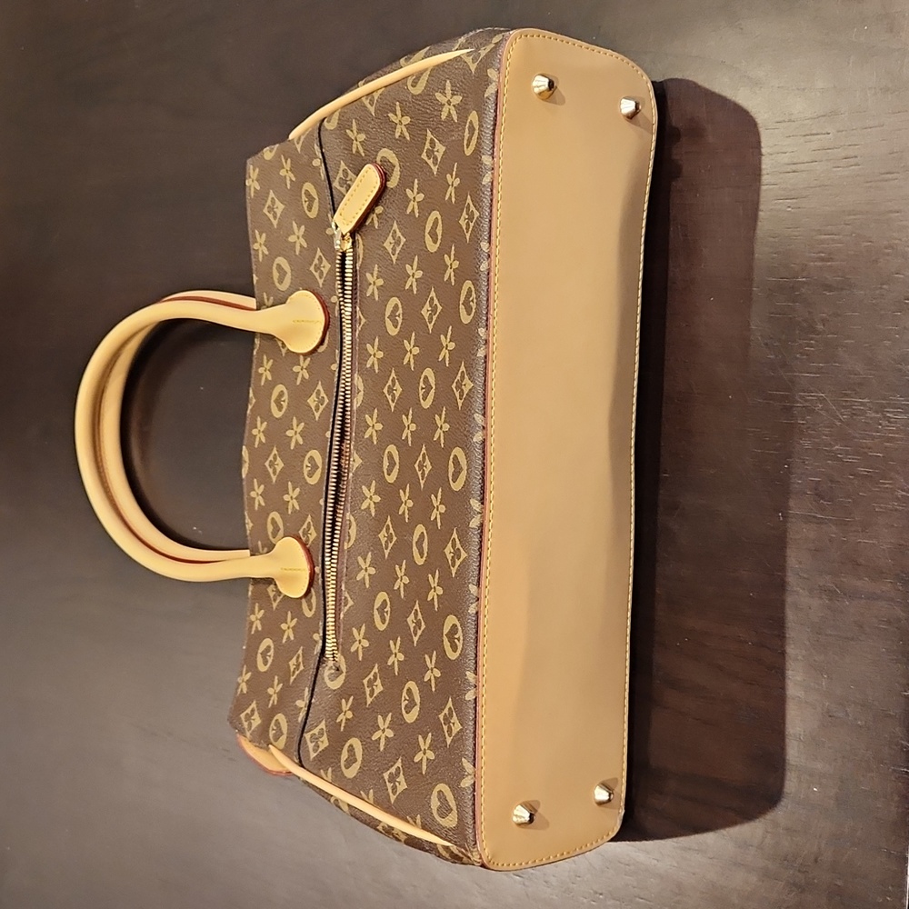 Hearts, Clovers & Spades womans purse - Picture 4 of 17